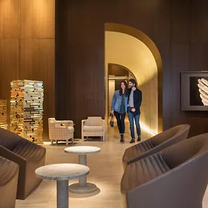 5* Otel Four Seasons Downtown